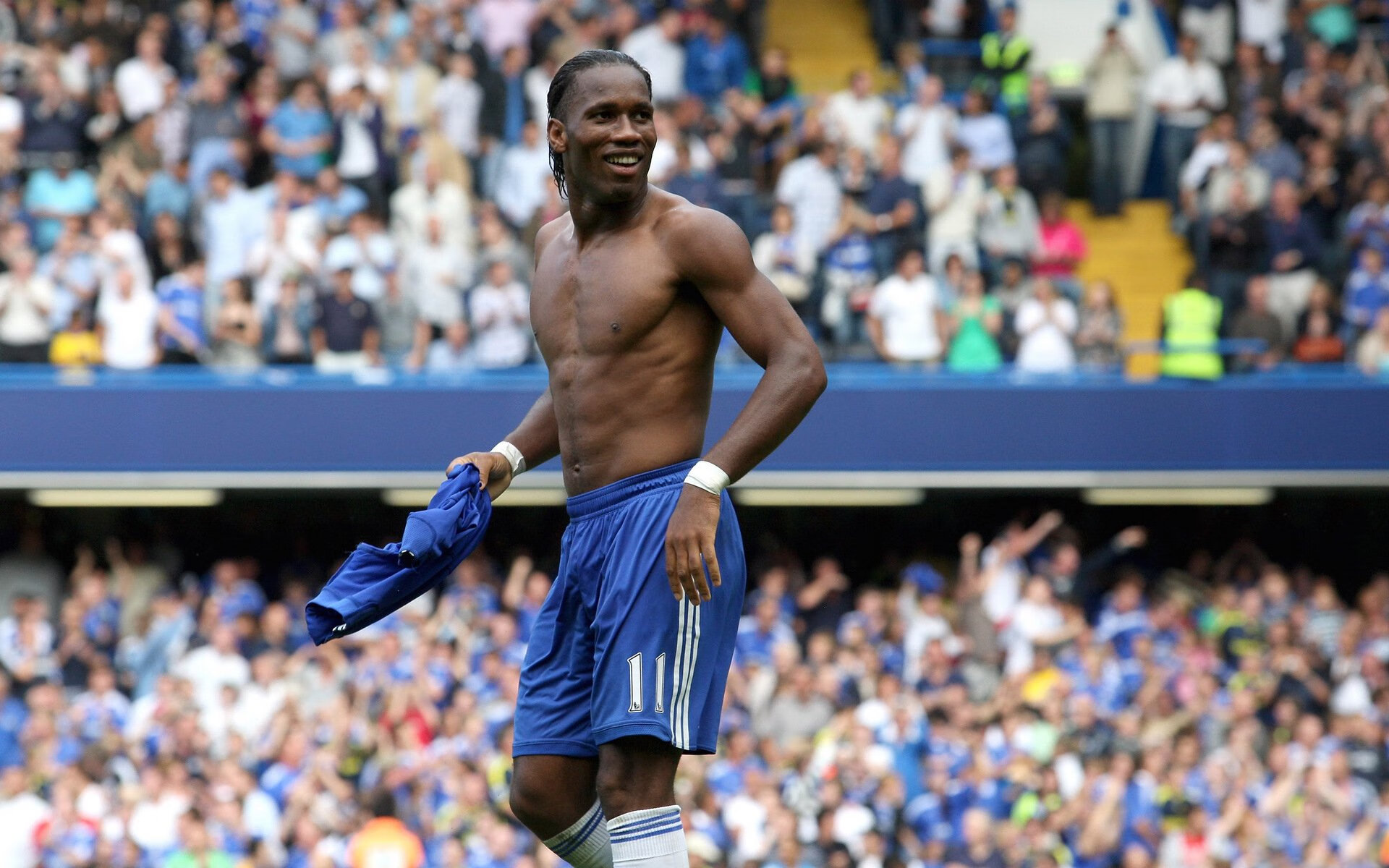 勇士主场三连胜库里状态火热，勇士对雷霆库里12记三分全场回放