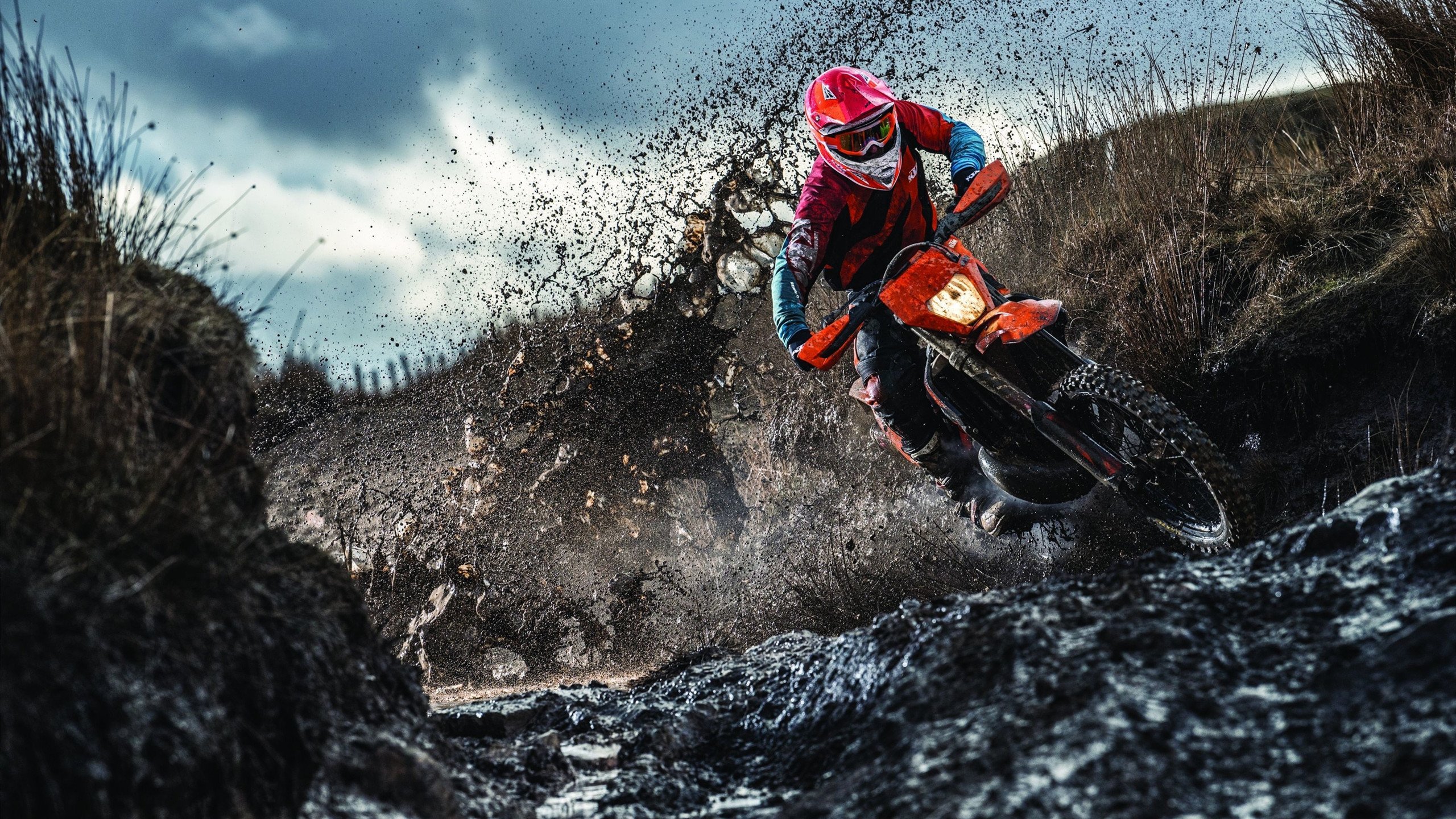 综合滑雪装备升级换代潮流,滑雪装备品牌怎么选择